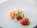 【ディナー】<Dessert>フロマージュブランのタルト いちご 抹茶 花