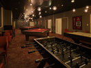 �yRED28 HOTEL�z�mGAME LOUNGE�n�싅�E�r�����[�h�ȂǁA���ԂƎ��R�Ɋy���߂���