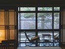 御所 翠巒御坊客室の一部
