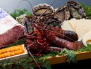 豪華食材の饗宴 | 伊勢海老・鮑・雲丹……美味の極みが一堂に集う(素材イメージ)