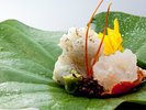 清らかな夏の風を感じる涼味の逸品。(夏の一品イメージ)