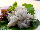 国産天然鱧懐石 | 口に入れた瞬間、ほろりとほどける鱧落とし(造里)