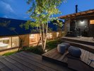 サウナ小屋前デッキ