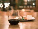 *【bar|イメージ】ナイトタイムの営業時間は17:00〜20:00となっております