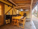 *【本館|デラックスルーム/一例】夜は広場のライトアップを鑑賞、朝は陽射したっぷりのデッキで朝食を
