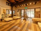 *【ラウンジ|一例】ラウンジは休憩だけではなく、お子さまのあそびの場にもなります。
