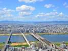 梅田スカイビル(ホテルより徒歩20分)