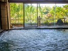 赤富士大浴場内湯「気泡湯」/ホテル鐘山苑の大浴場もご利用頂けます
