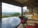 明見Bタイプ/お部屋のダイニング(写真は542号室)