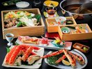 「タラバ蟹」のご夕食プランもございます(お献立は季節毎に替わります)/ダイニング夢寿美
