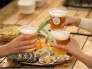 潮の香りと海鮮BBQ、ビールが進む夜 Seafood BBQ with cold beer by the ocean