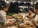 潮の香りと海鮮BBQ、ビールが進む夜 Seafood BBQ with cold beer by the ocean