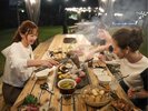 潮の香りと海鮮BBQ、ビールが進む夜 Seafood BBQ with cold beer by the ocean