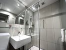 �傫�Ȑ��ʑ䂪�����ł��B����������鋰�ꂪ���邽�߁A�����ŃP�g���̂����𕦂������Ƃ͂ł��܂���B