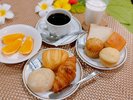 朝食のパンは日替わりです。