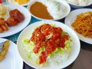 大人気のタコライスをお召し上がりください。