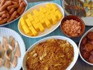 2026年1月より、焼きそば、ウィンナー、ハンバーグ、日替わりのお魚などがメニューに追加されます。