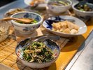 別館から徒歩2分!本館の朝食バイキング付プラン販売中★
