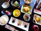 【ご朝食】季節により異なるお料理をご用意しております※イメージ