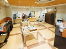 (ラウンジ利用時間ご案内)朝食会場6:15〜9:30/ラウンジ14:00〜23:00/夕軽食17:30〜21:00