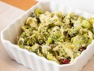 【朝食】彩り豊かな野菜を使用した、一品。 ブロッコリーや豆類の素材の味わいを楽しめます。