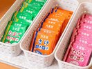 【朝食】豊富な種類から選べる、ご飯を彩るふりかけコーナー