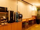 1階レストランにてウェルカムドリンクをご用意しております。