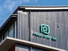 ホテル外観ロゴ