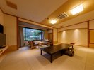 【天然温泉露天風呂付】広め和室