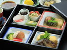 【ご朝食】和朝食/厳選した地の食材を使い、いろどり豊かな品々をご用意いたします(イメージ)