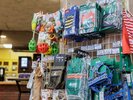 【売店】わんちゃんグッズを多数取り揃えております