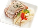 【わんちゃん用のお食事/スモークポークプレート】料金:750円(税込)