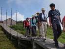 夏山登山道ルート。頂上小屋を背に。