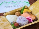 大人気のしろがね特製登山弁当