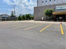 ホテル_宿泊棟 玄関前駐車場