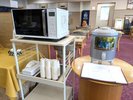 【館内設備】1階に電子レンジを設置しております。ご自由にお使いください。