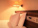 各部屋に硬さの異なる二種類のピローをご用意