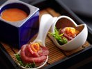 肉をウニソースで