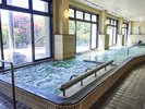 トロリと肌に優しい、枕草子に詠われた名湯。
