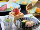 涼を感じる一皿に、夏の旬を詰め込みました