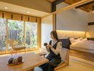 �ʓ@����-tsuki���؂̉�����Ə_�炩�Ȍ������ލL�X�Ƃ����ꎺ�ł��B