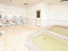 大浴場(女性浴場):景色とサウナと共に、ゆったり入浴の時間。