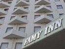 外観:都市の中心で、快適な滞在を提供。