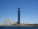 千葉ポートタワー:千葉港のシンボル、125mの展望台から絶景。