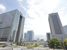 周辺景色:幕張新都心を貫く広々とした景観。