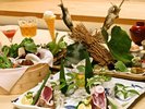 土佐和牛や鰹の藁焼きタタキに高知名物田舎寿司やアイスクリンまで愉しめます