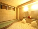 泉質は硫黄を含むアルカリ性単純温泉で少しぬめりを感じる柔らかな湯です。