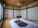 【2021年リニューアル】6畳+8畳の二間続き和室 トイレ付/リビングと別のお部屋に布団をご用意します。