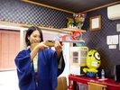 当館向かいには昔ながらの「射的屋さん」。浴衣姿で挑戦すればレトロな雰囲気倍増です。