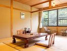 南館〔和室〕8畳